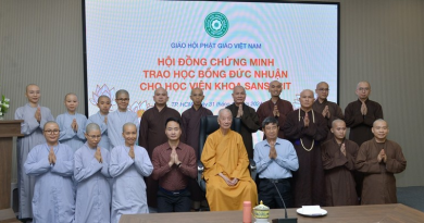 Đức Pháp chủ quang lâm trao học bổng Đức Nhuận cho Tăng Ni sinh viên khoa Phật học Sanskrit